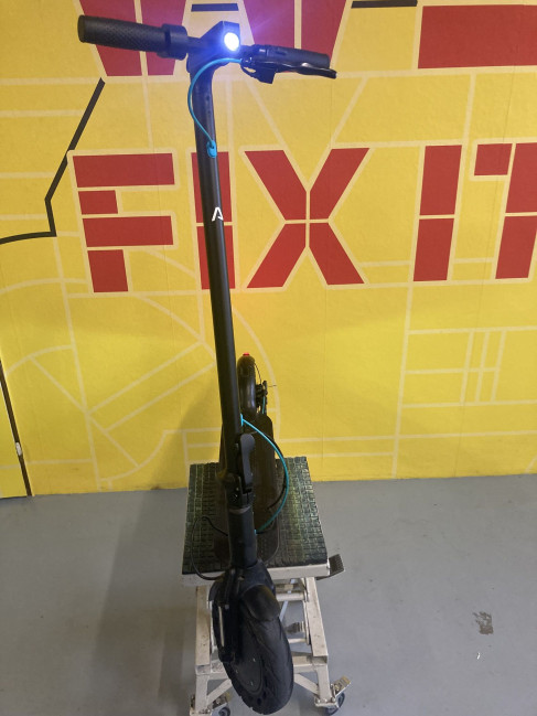 LAMAX E-Scooter S11600 -ridden for 911 km